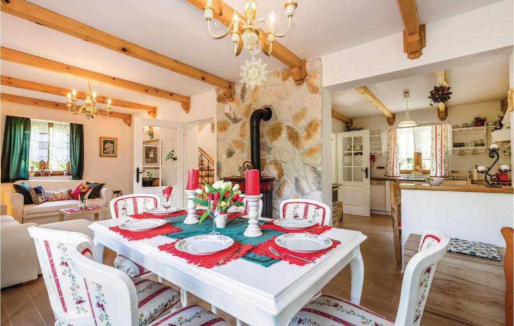 Stunning Home In Brod Na Kupi With 3 Bedrooms, Sauna And Wifi photo 4