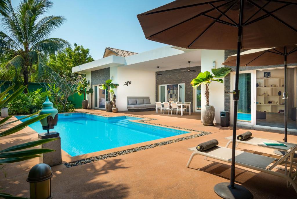 The Friendship Villa by Amatak photo 2