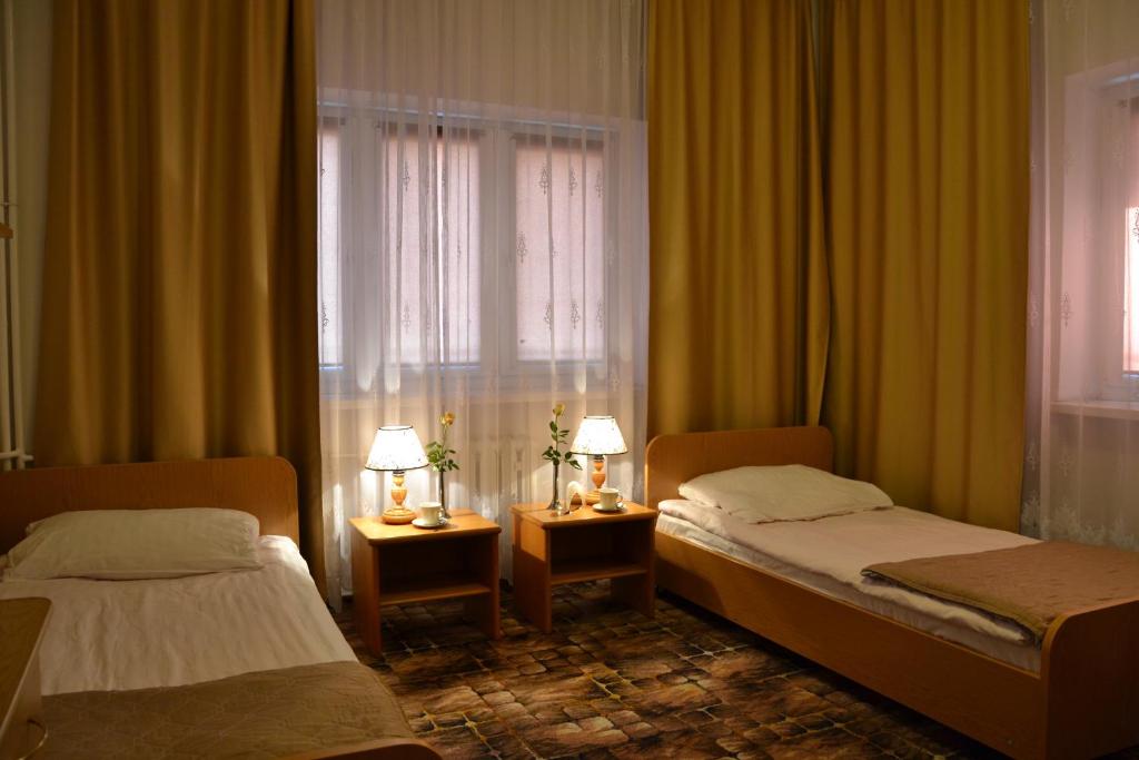Двухместный (Двухместный номер с 2 отдельными кроватями), Hotel Karat