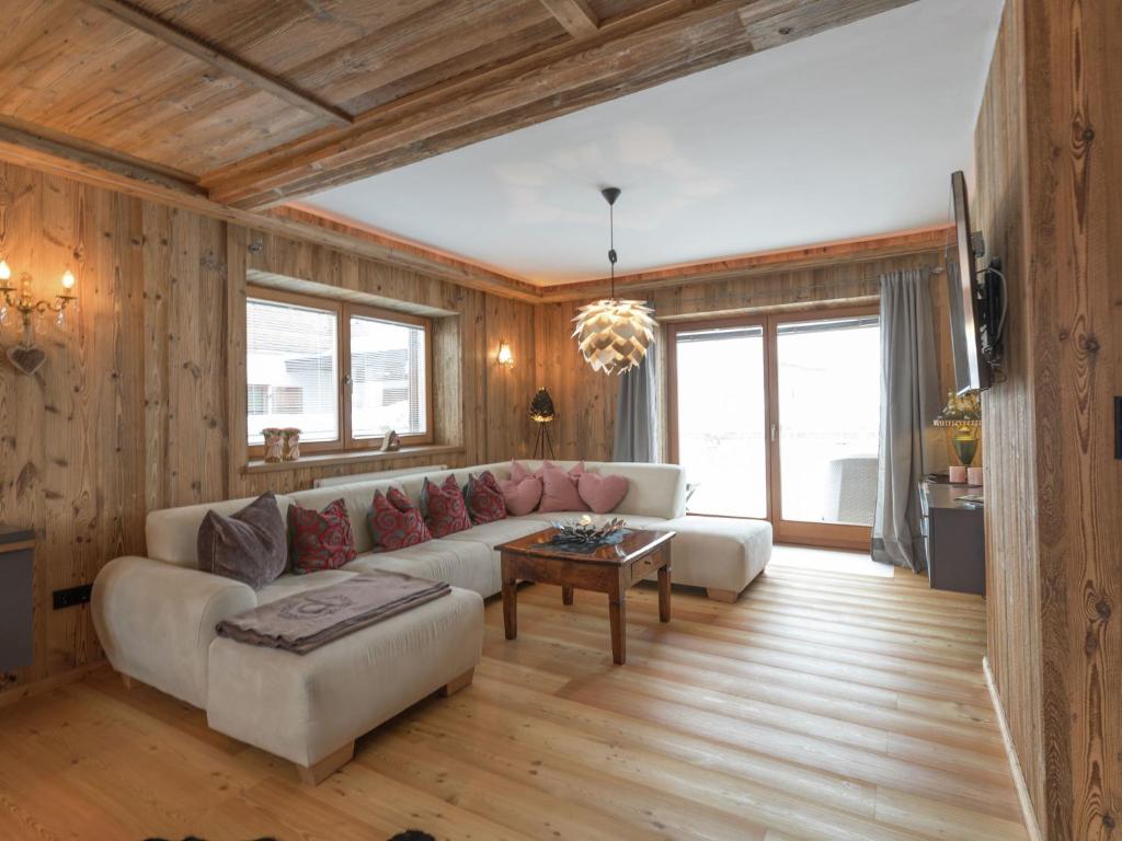 Dream chalet in the centre by the ski lift photo 3