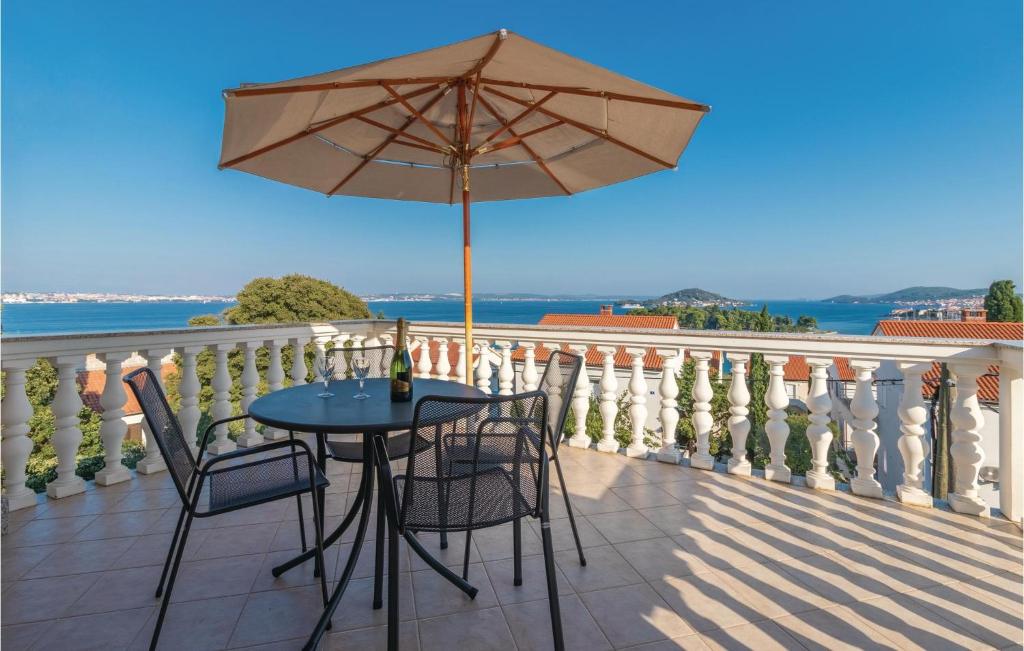 Amazing Apartment In Poljana With 4 Bedrooms And Wifi