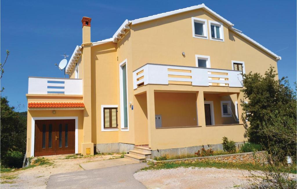 Amazing Apartment In Kukljica With 2 Bedrooms And Wifi