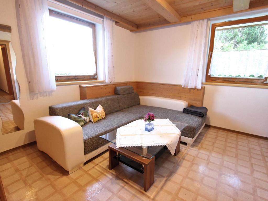 Apartment between Hopfgarten and the Wildsch nau photo 1