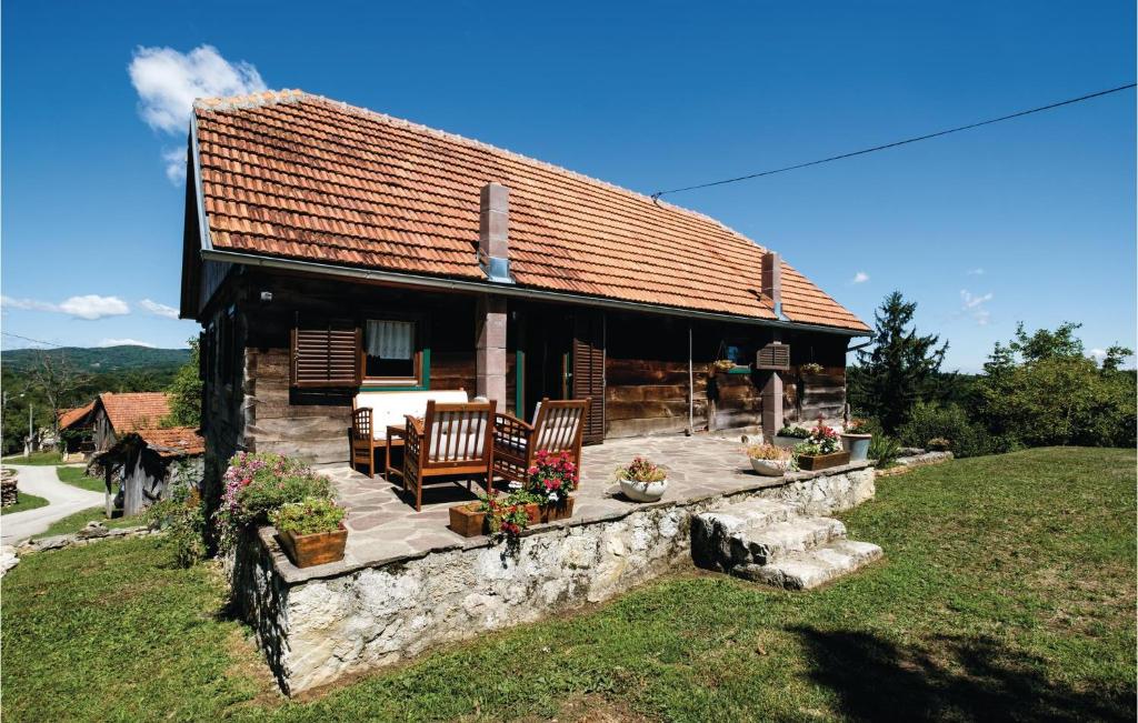 Stunning Home In Ozalj With 2 Bedrooms And Wifi