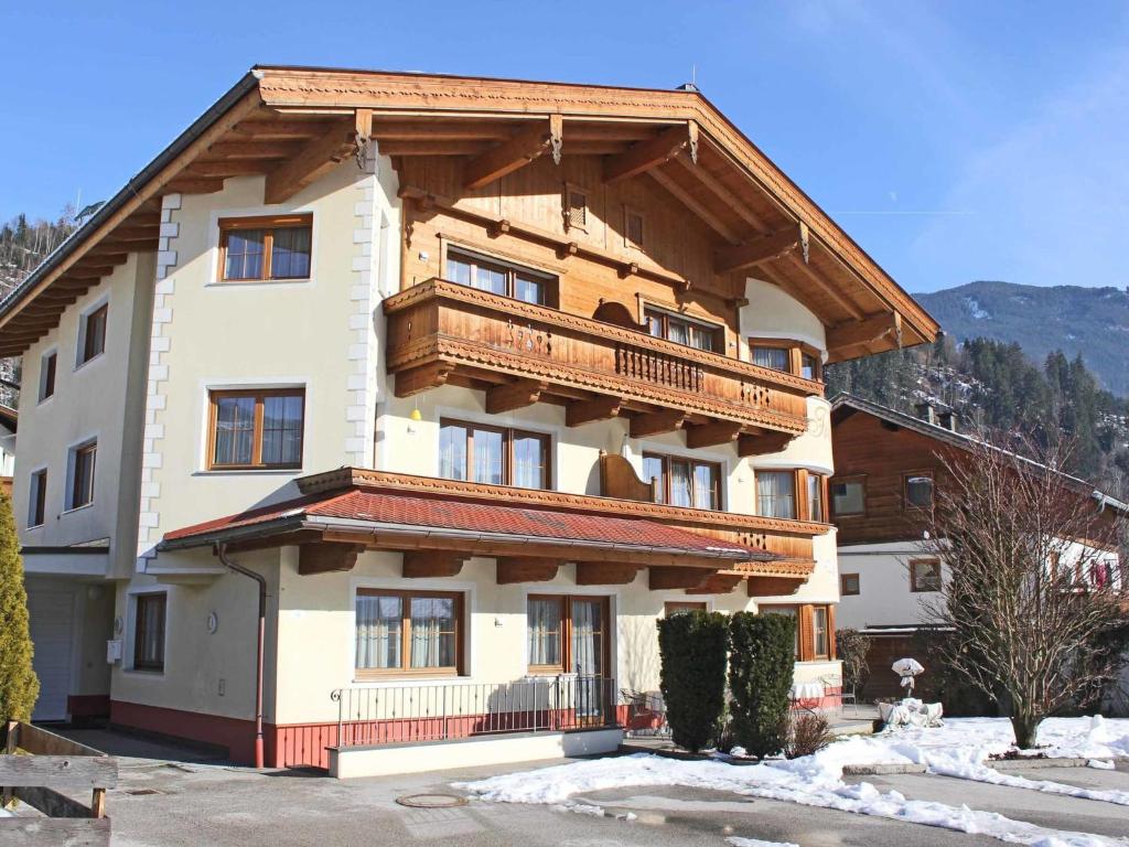 Spacious holiday flat with sauna in Stumm photo 4