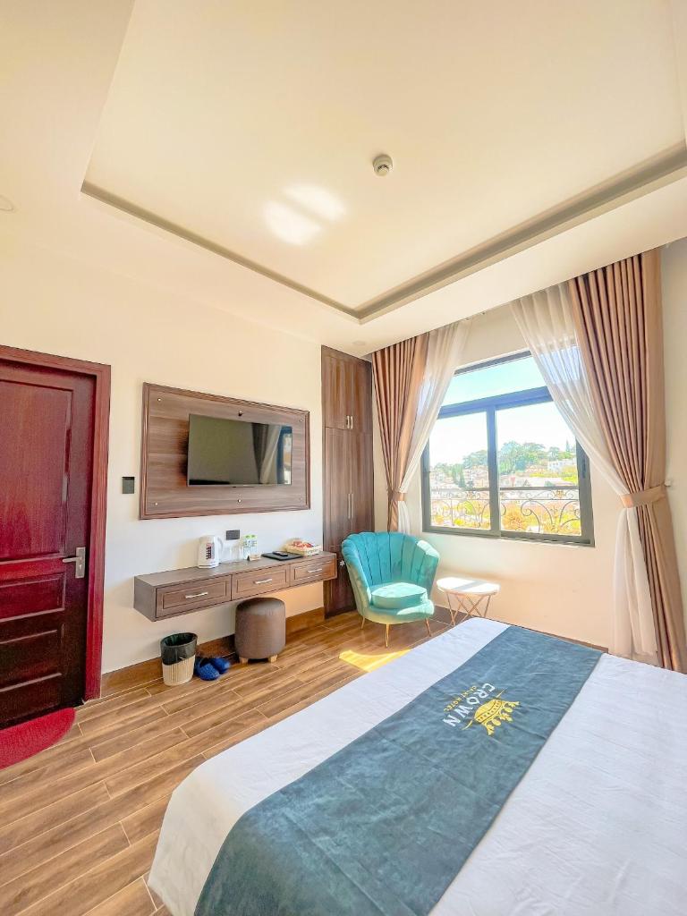Crown Dalat Hotel