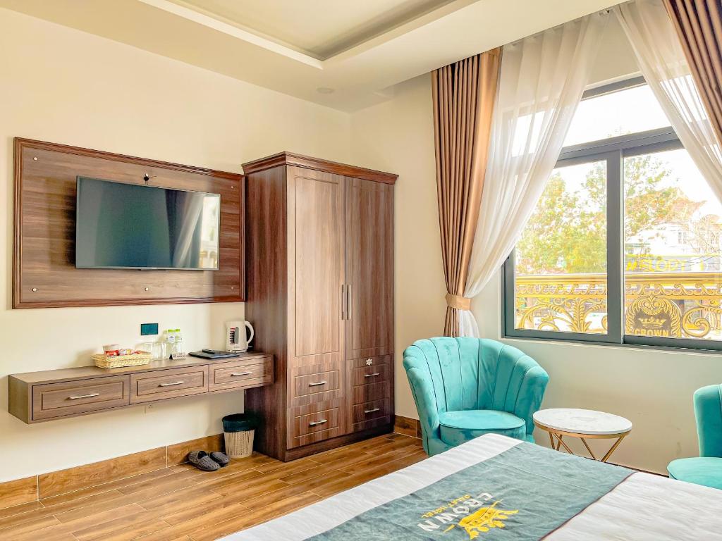 Crown Dalat Hotel