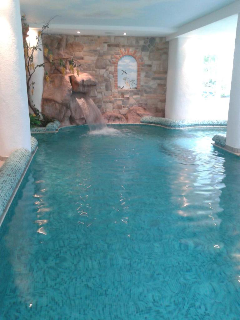 Hotel des Alpes photo 2