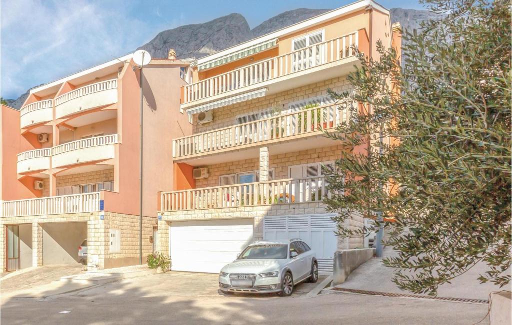 Awesome Apartment In Baska Voda With 1 Bedrooms And Wifi photo 2