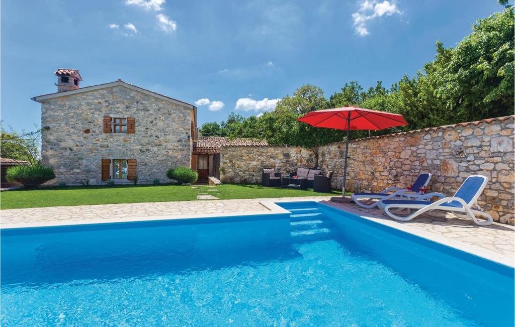 Nice Home In Regulici With 3 Bedrooms, Wifi And Outdoor Swimming Pool photo 2