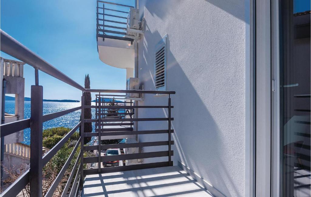 Amazing Apartment In Brodarica With 2 Bedrooms And Wifi photo 1