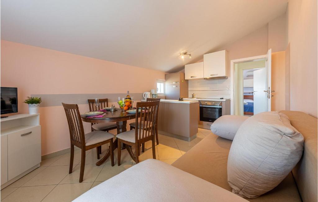 Amazing Apartment In Seline With 1 Bedrooms And Wifi photo 1