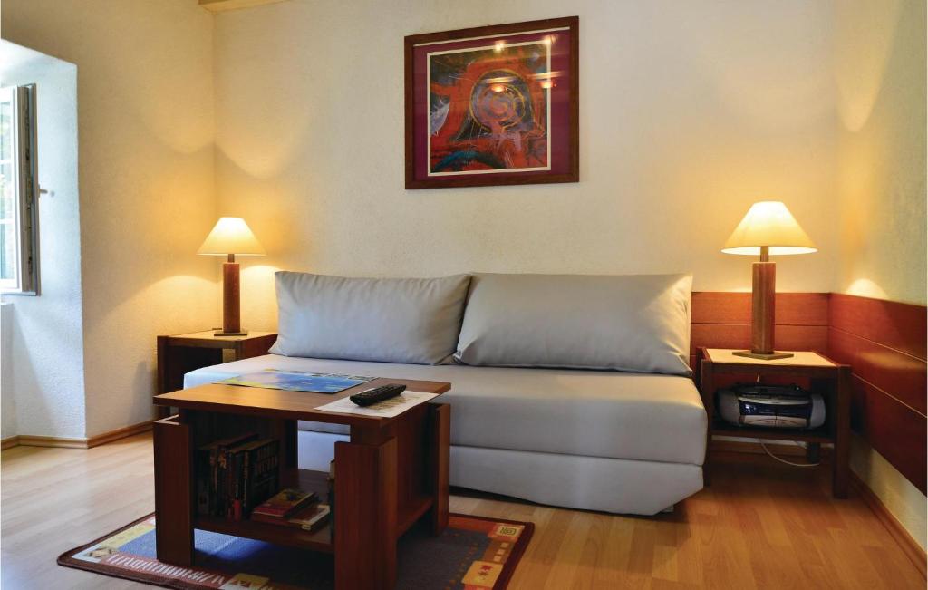Amazing Apartment In Dubrovnik With 2 Bedrooms And Wifi photo 2