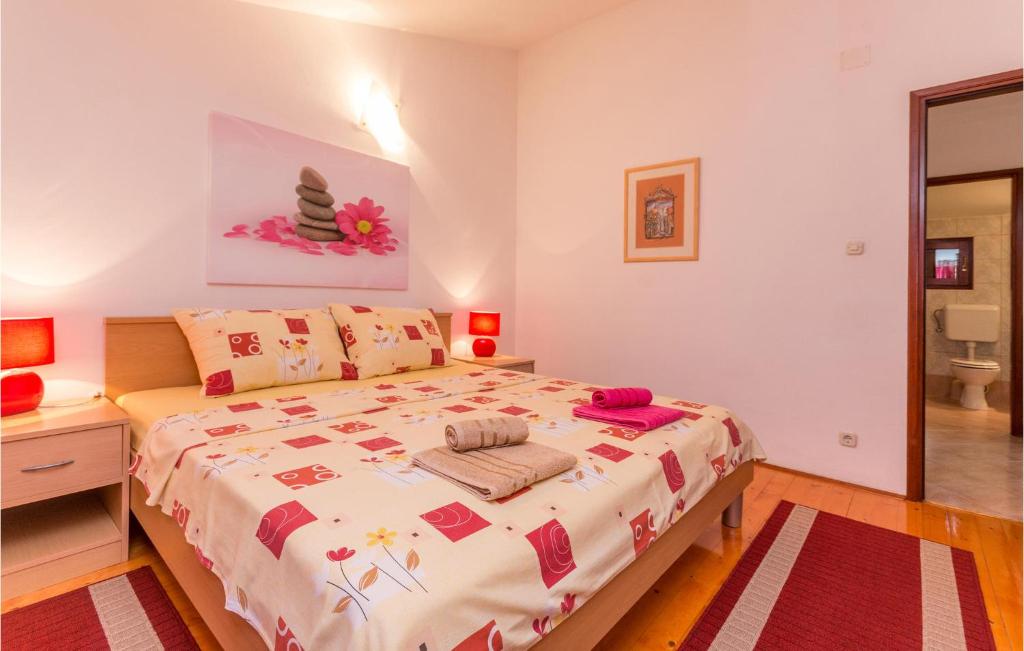 Awesome Apartment In Krusevo With 1 Bedrooms And Wifi photo 2
