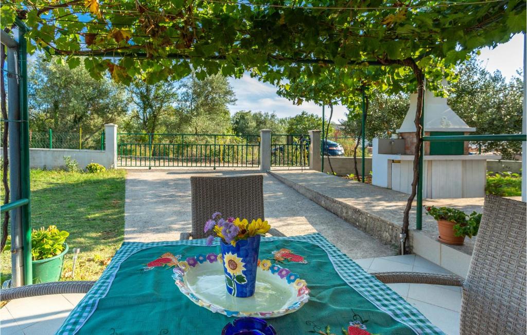Amazing Apartment In Linardici With 1 Bedrooms And Wifi photo 3