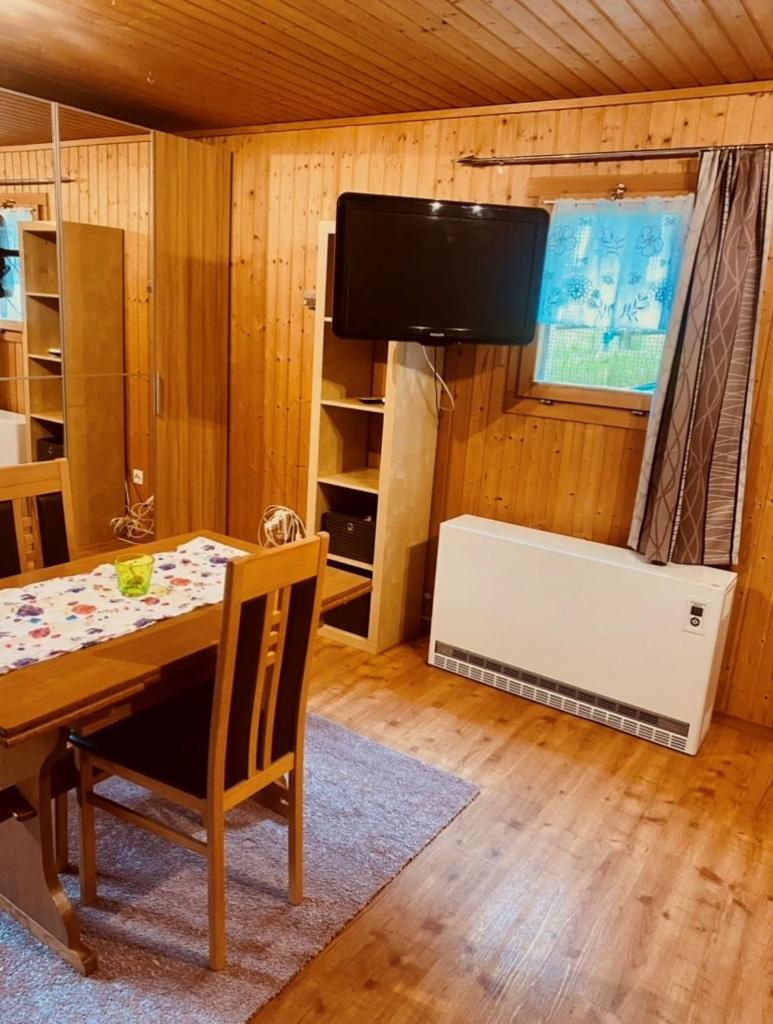 Günstig und Einfaches Studio auf dem Bauernhof photo 3