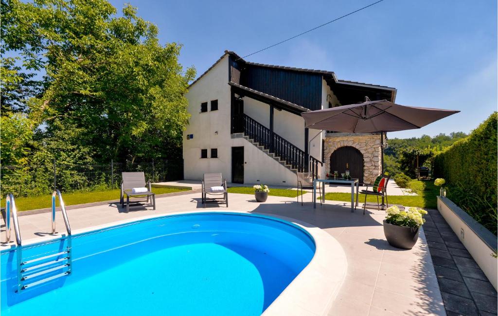 Awesome Home In Vinica Breg With 2 Bedrooms, Wifi And Outdoor Swimming Pool photo 1