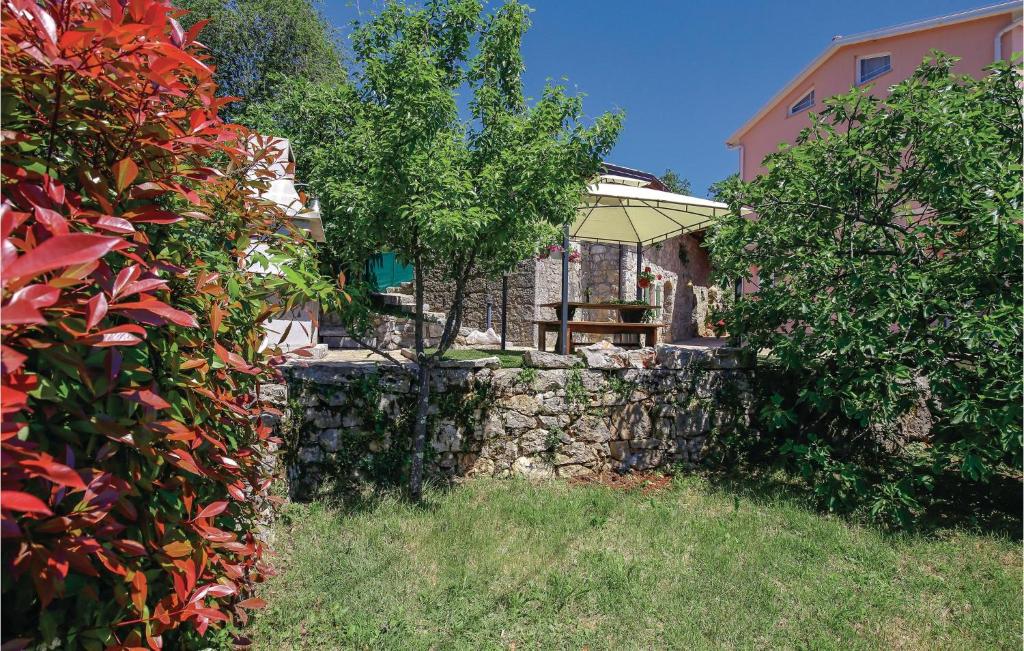Awesome Home In Icici With Wifi, Outdoor Swimming Pool And Heated Swimming Pool photo 2