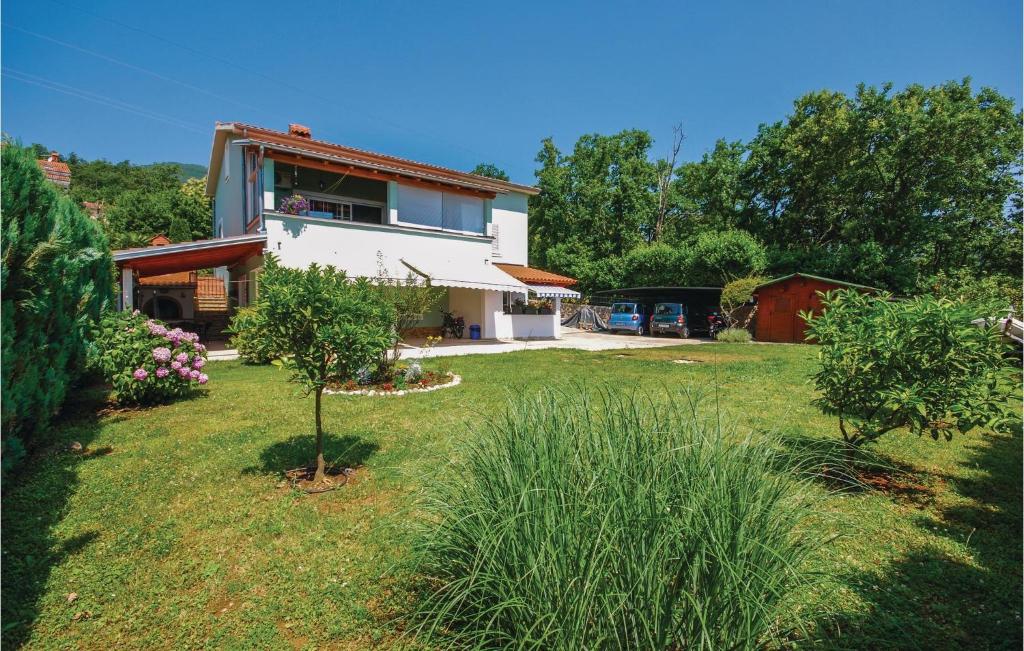 Awesome Apartment In Ika With 2 Bedrooms And Wifi