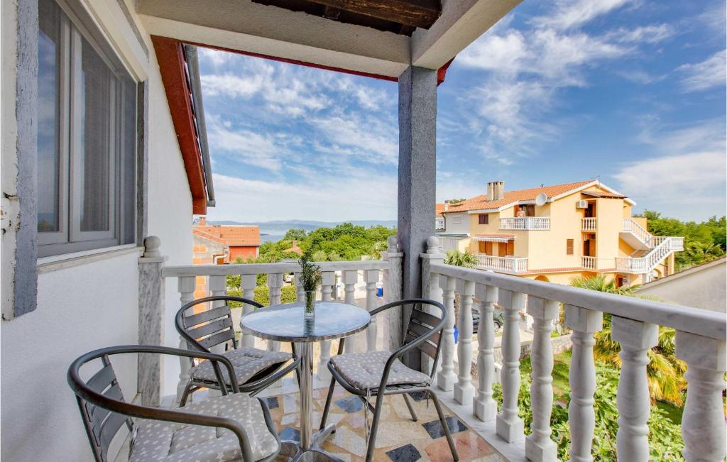 Beautiful Apartment In Marsici With 1 Bedrooms And Wifi