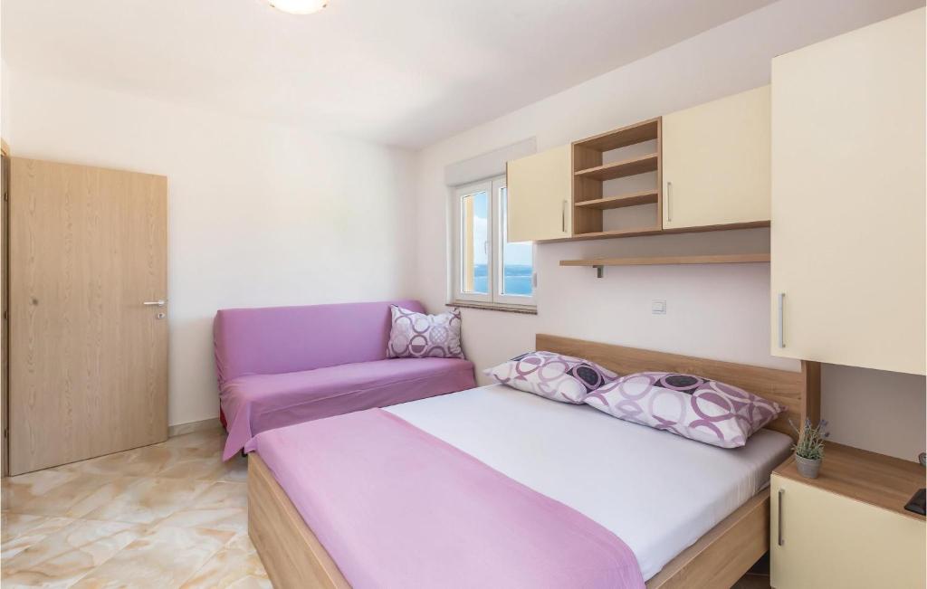 Awesome Apartment In Krvavica With 1 Bedrooms And Wifi photo 1