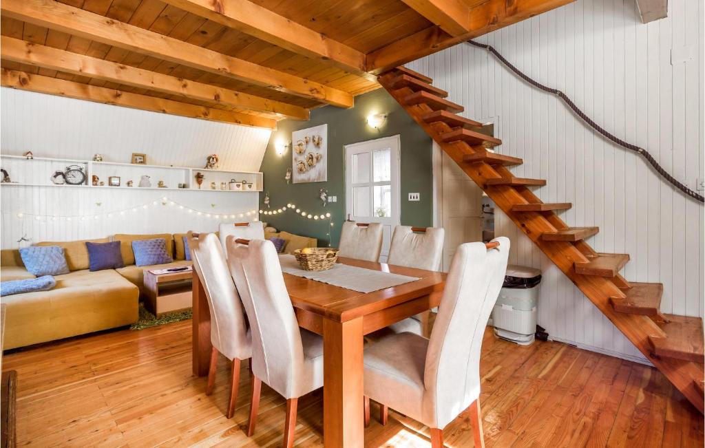 Amazing Home In Begovo Razdolje With 3 Bedrooms And Wifi photo 2