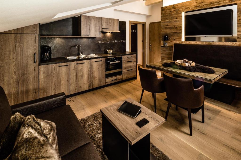 Apartments Villa Gardena - Gardenahotels photo 4