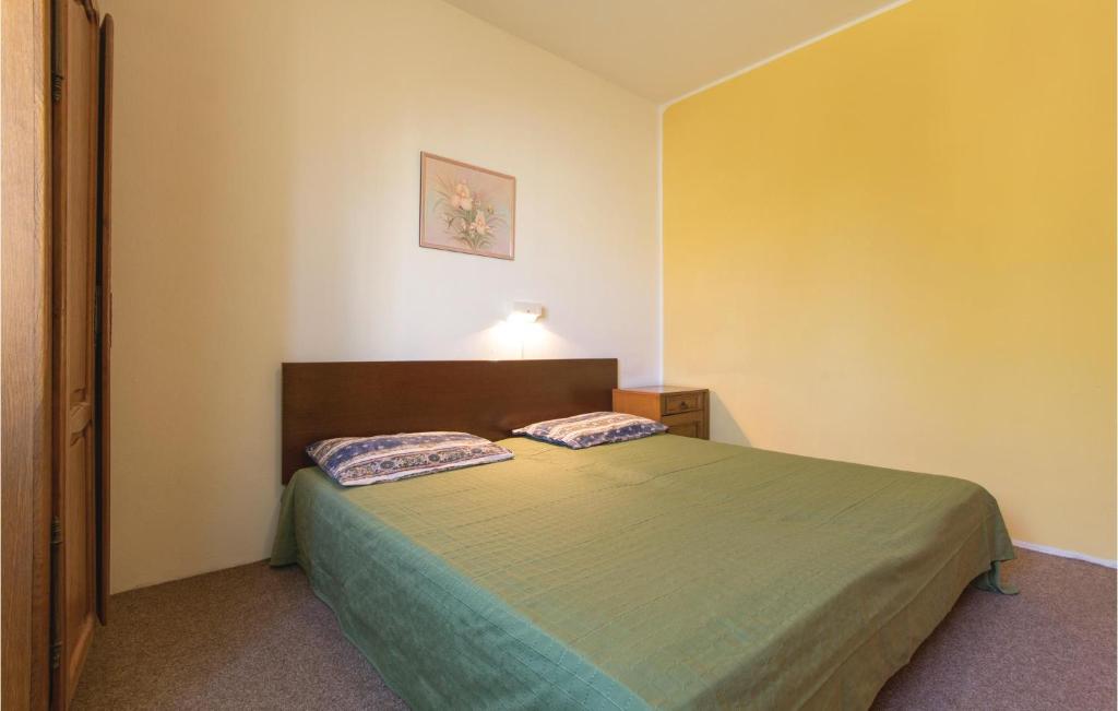 Nice Apartment In Sisan With 1 Bedrooms And Wifi photo 1