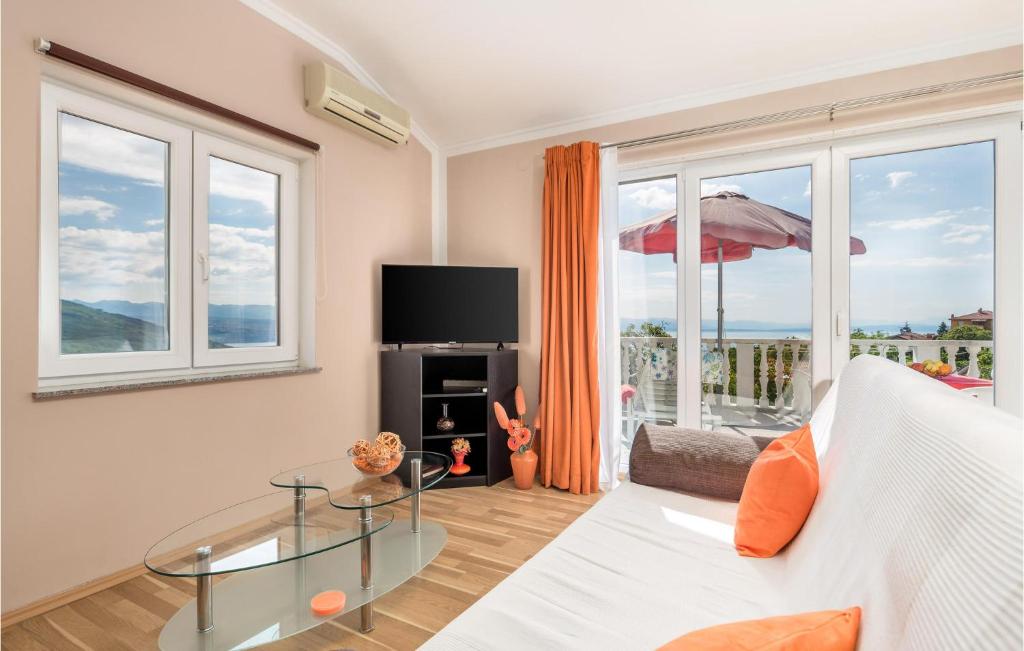 Nice Apartment In Lovran With 1 Bedrooms And Wifi photo 1