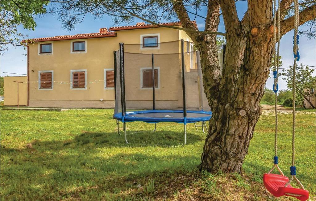 Nice Apartment In Rebici-barban With 2 Bedrooms And Wifi photo 3