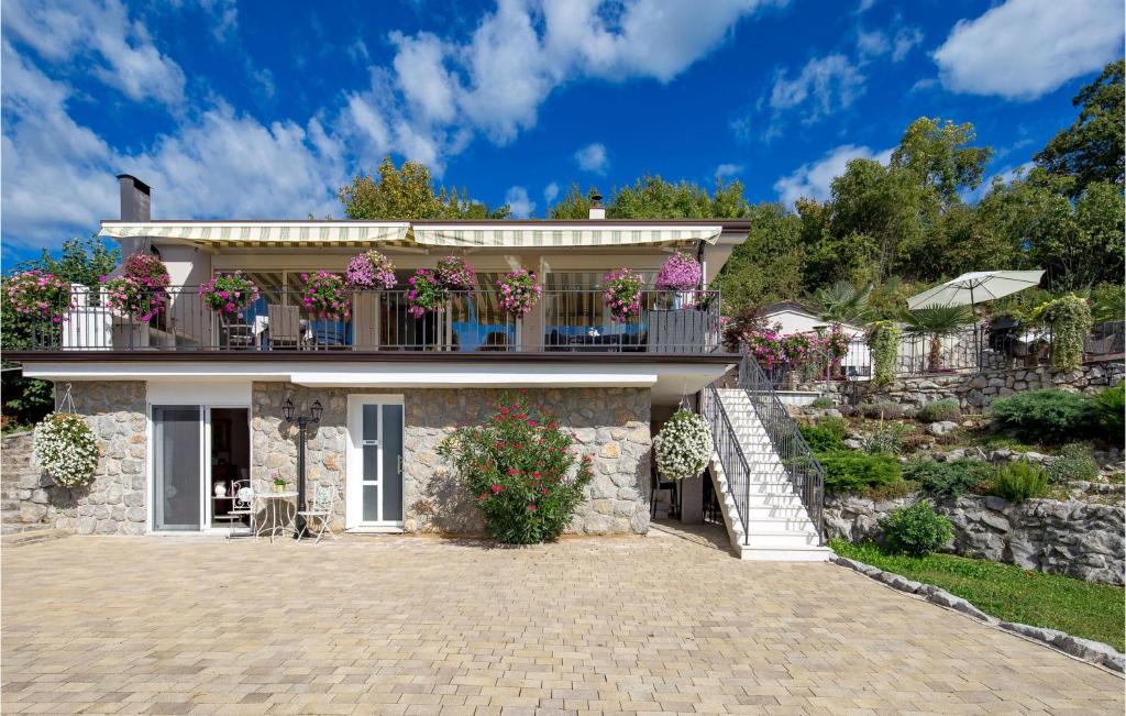 Stunning Apartment In Veprinac With 1 Bedrooms, Wifi And Outdoor Swimming Pool photo 1