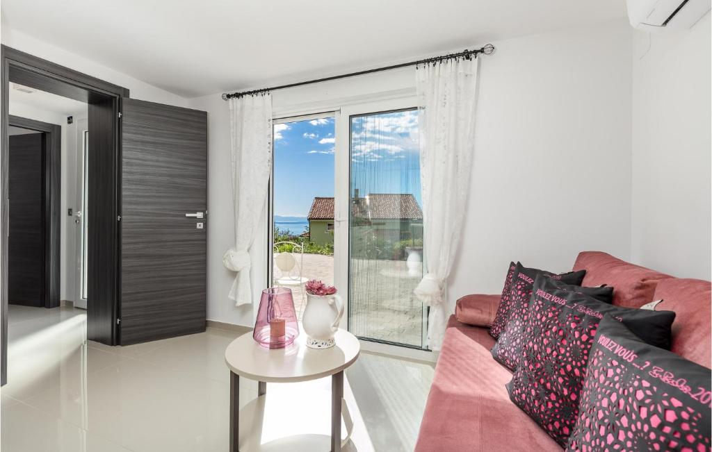 Stunning Apartment In Veprinac With 1 Bedrooms, Wifi And Outdoor Swimming Pool photo 4