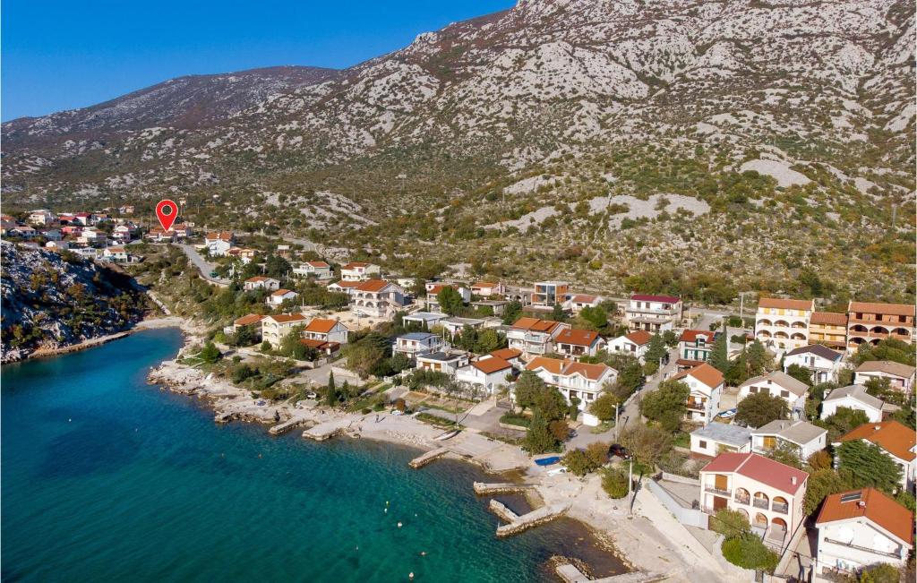 Beautiful Apartment In Cesarica With 1 Bedrooms And Wifi