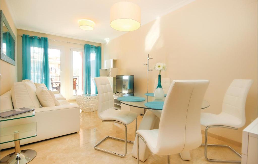 Beautiful Apartment In Manilva With 2 Bedrooms, Outdoor Swimming Pool And Swimming Pool photo 3