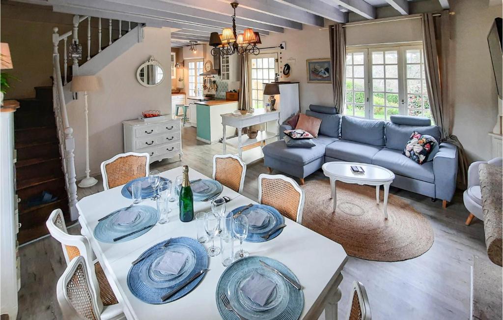 Nice Home In Pleuven With 2 Bedrooms And Wifi photo 1