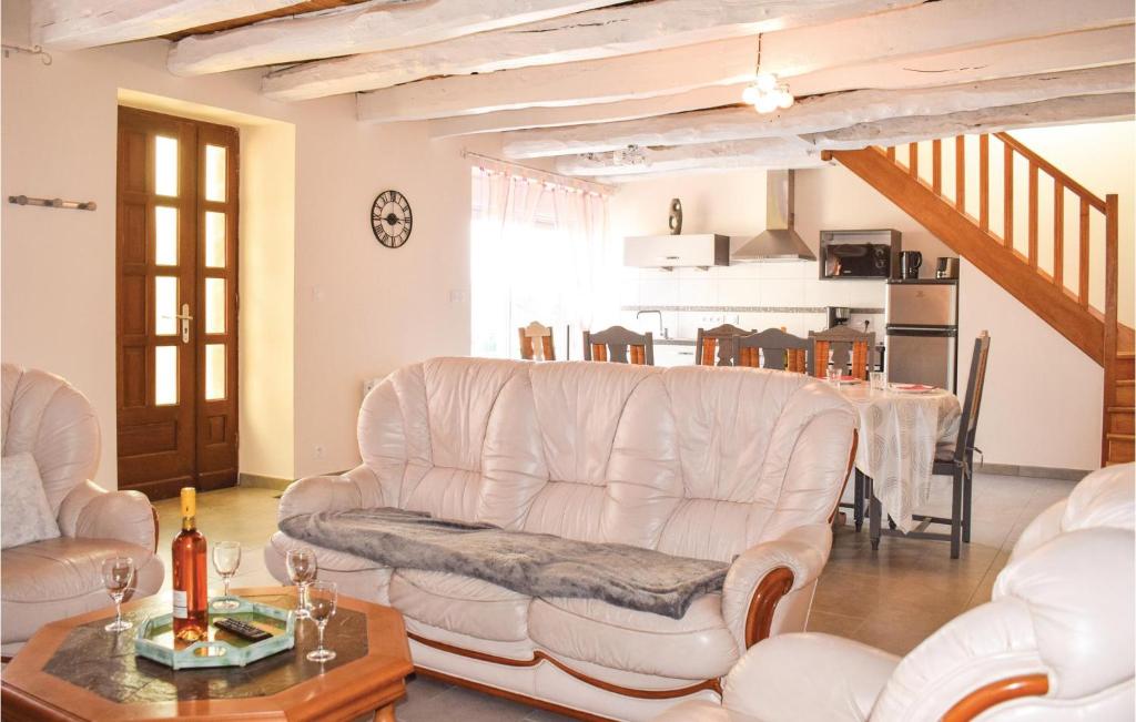 Stunning Home In Le Cambout With 2 Bedrooms And Wifi photo 2