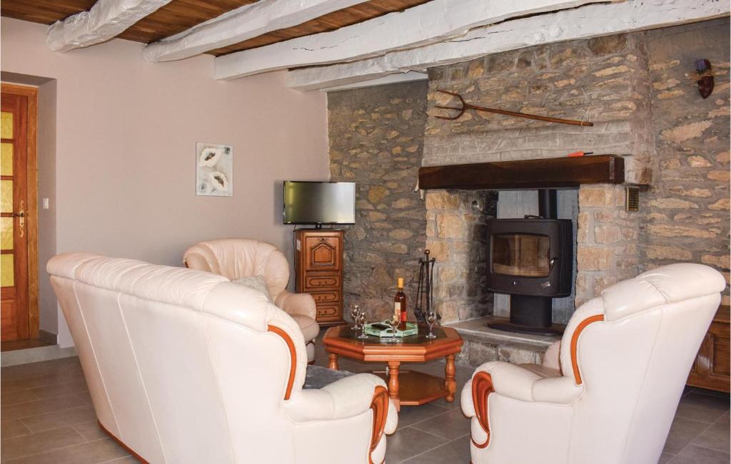 Stunning Home In Le Cambout With 2 Bedrooms And Wifi photo 4