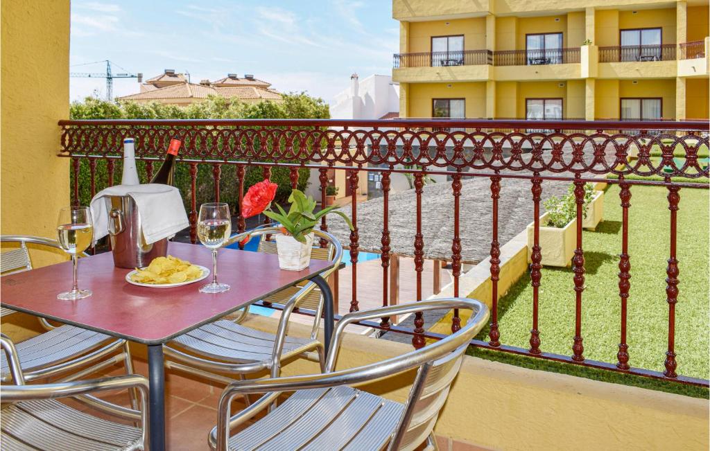 Awesome Apartment In Mazarrn With 2 Bedrooms, Wifi And Outdoor Swimming Pool photo 4
