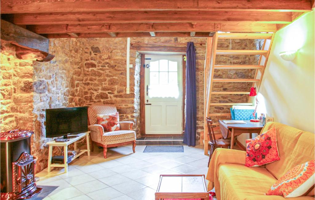 Stunning Home In Beganne With 1 Bedrooms And Wifi photo 4