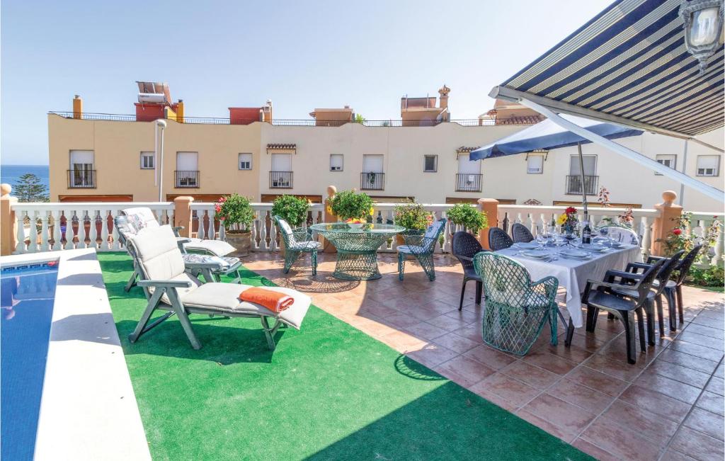 Amazing Home In Benajarafe With Wifi, Outdoor Swimming Pool And Swimming Pool photo 1