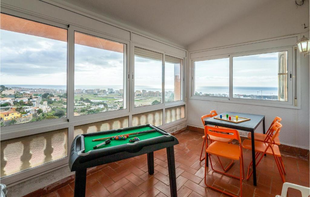 Beautiful Home In Santa Susanna With 5 Bedrooms, Wifi And Outdoor Swimming Pool photo 3