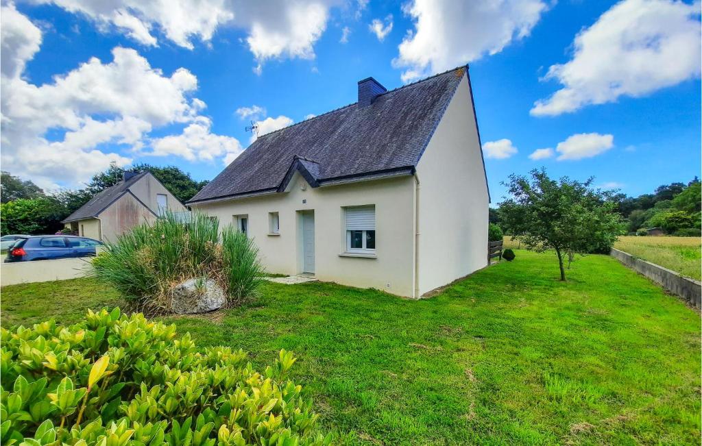 Beautiful Home In Clohars Carnoet With 3 Bedrooms photo 3