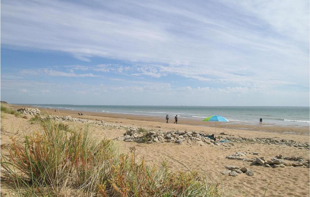 Awesome Home In La Tranche Sur Mer With 3 Bedrooms photo 1