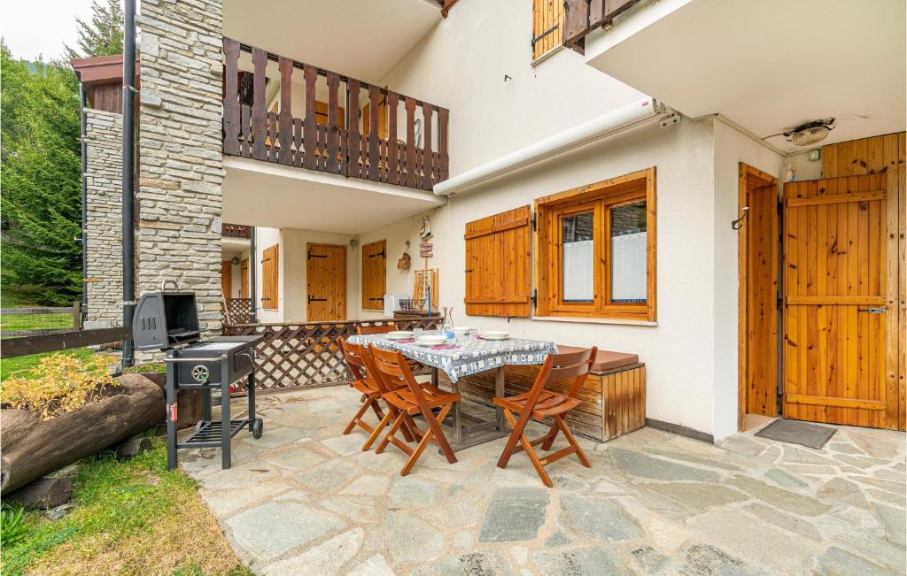 Beautiful Apartment In Ayas With Wifi photo 3