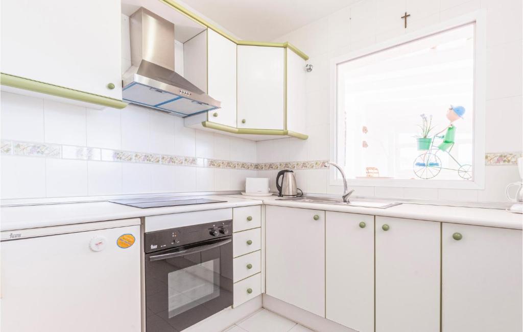 Stunning Apartment In Torrox Costa With 2 Bedrooms, Wifi And Outdoor Swimming Pool photo 3