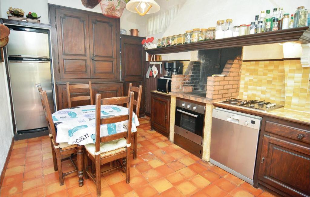Beautiful Home In Aix En Provence With 4 Bedrooms, Wifi And Outdoor Swimming Pool photo 1