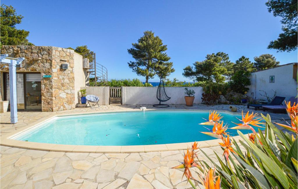 Awesome Home In Monticello With 2 Bedrooms, Wifi And Outdoor Swimming Pool