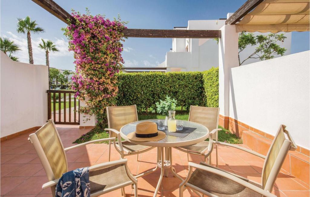 Awesome Apartment In Alhama De Murcia With 3 Bedrooms And Outdoor Swimming Pool photo 1