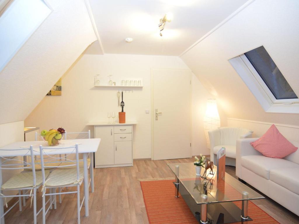 Beautiful holiday home near the ski area photo 4