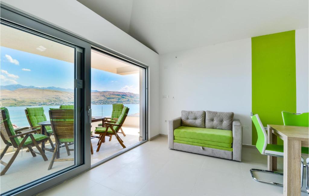 Nice Apartment In Pag With 2 Bedrooms And Wifi photo 1